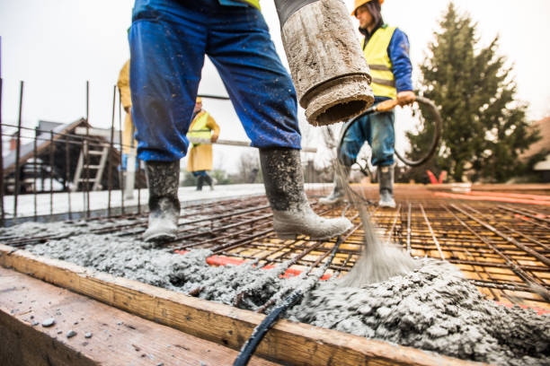 Best Custom Concrete Contractor  in Brown City, MI